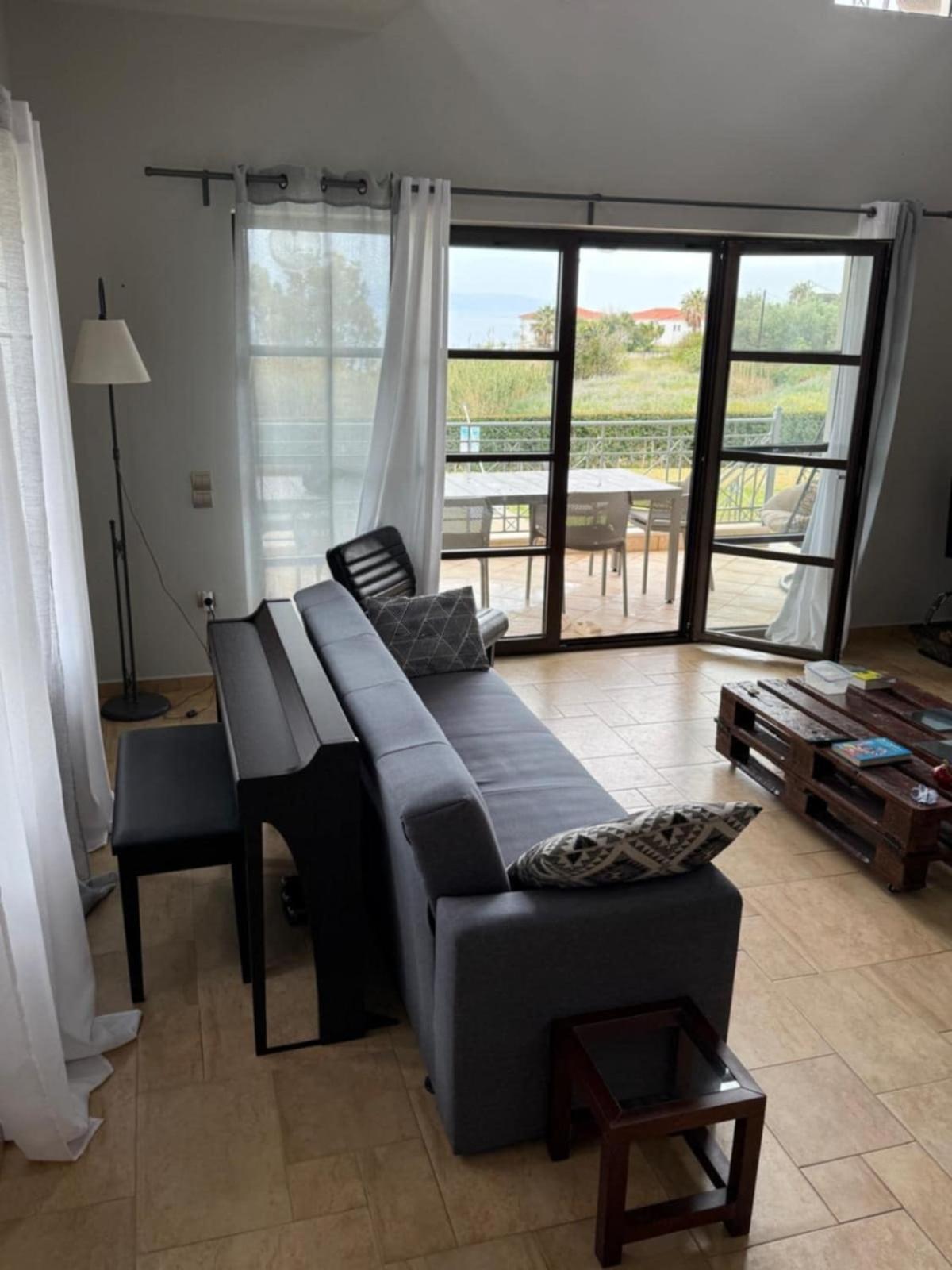 Filon Ktima Beachfront Upscale Villa Karavados Ngoại thất bức ảnh